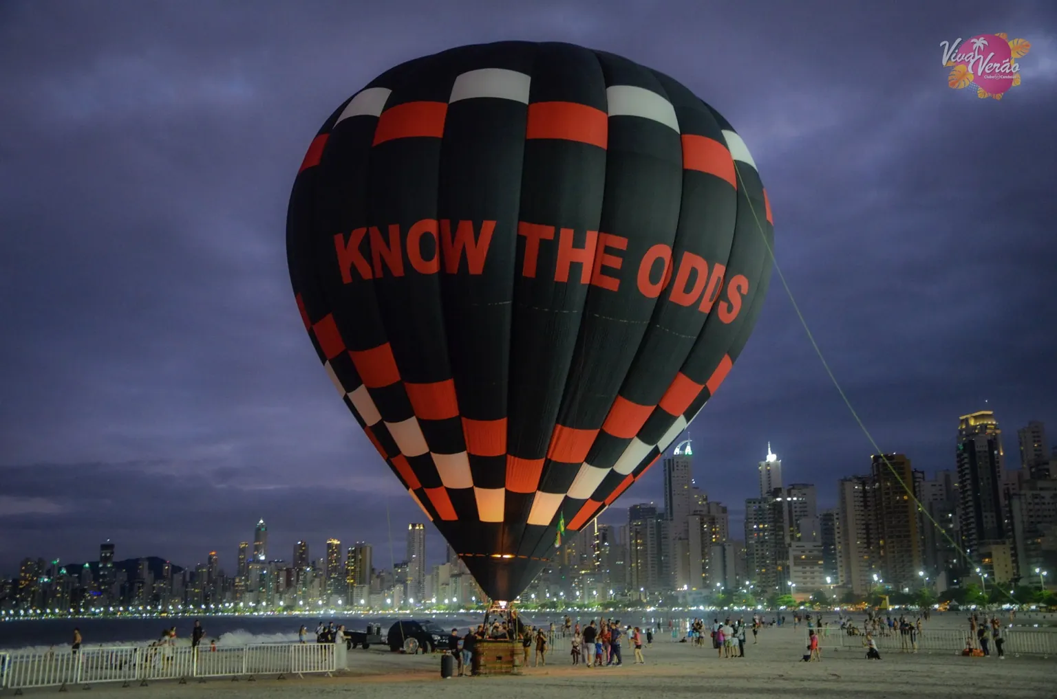 Viva Verão Balneário Camboriú 2026 edição de 2022 balão KTO